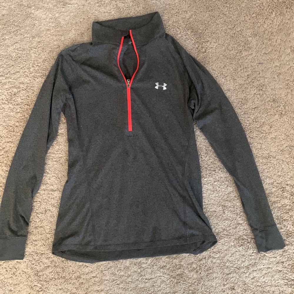 UNDER ARMOUR: medium quarter zip pullover